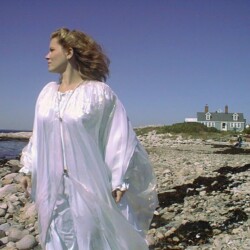 Author photo of Blackbeard's wife left on the island to guard the treasure: "You will come back!"